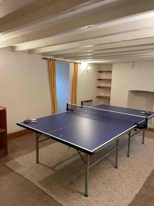 Rhianfa 4 Bedroom House Minutes Walk From The