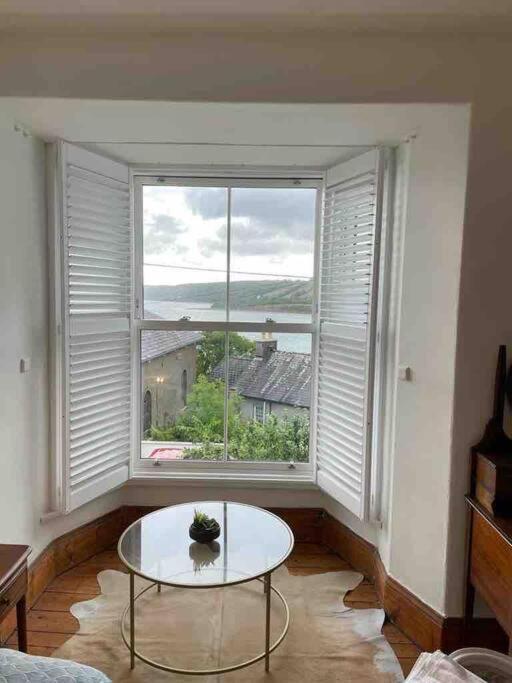 Rhianfa 4 Bedroom House Minutes Walk From The